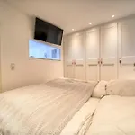 - Haus F, App 0f0203 Διαμέρισμα