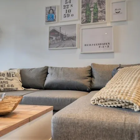 - Haus F, App 0f0203 Lägenhet