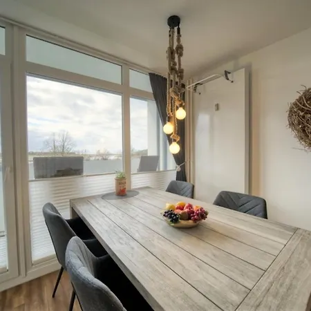 - Haus F, App 0f0203 * Heiligenhafen