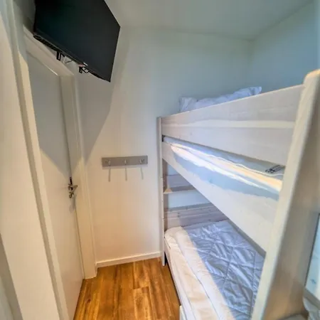 - Haus F, App 0f0203 Appartamento